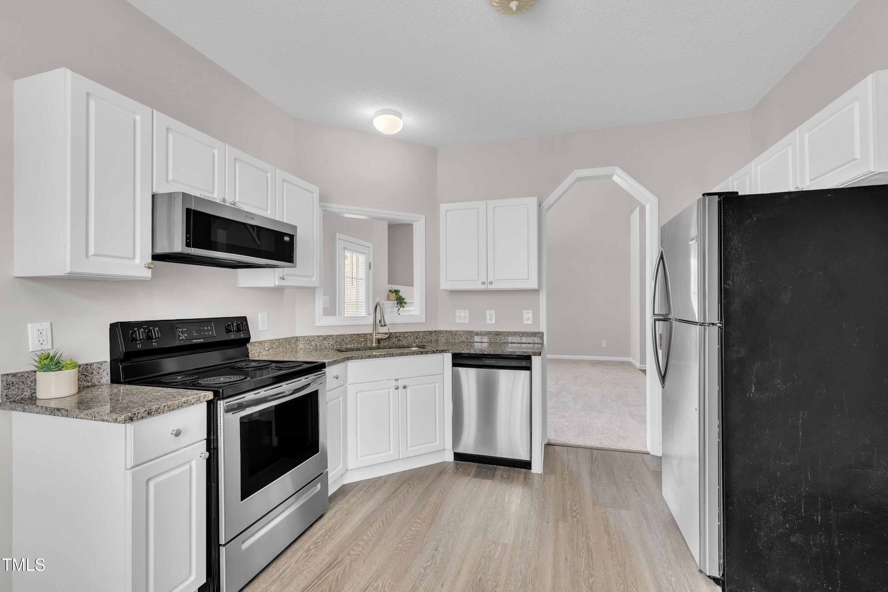 2020 Cartier Ruby Lane Raleigh, NC 27610 - Photo 17 of 36 17-2020 Cartier Ruby Ln-21