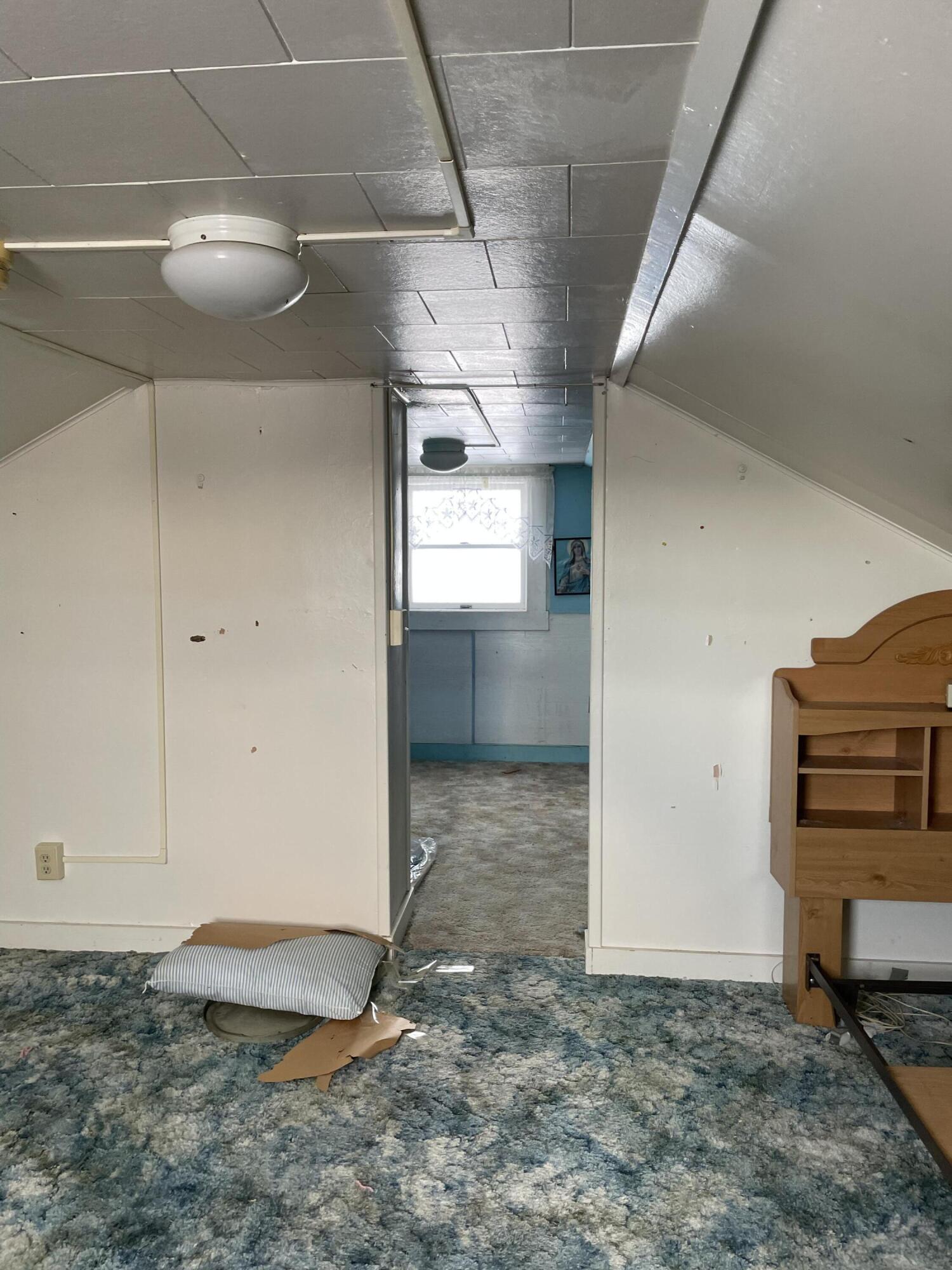 144 Pondview Street Limestone, ME 04750 - Photo 27 of 41 2nd floor