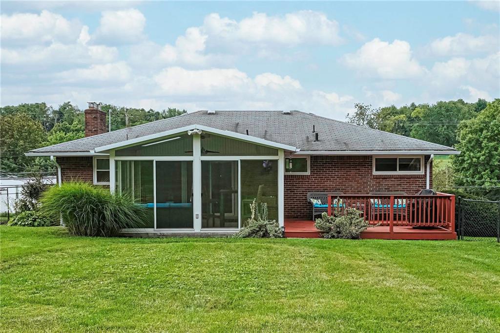 405 Sharon Road Coraopolis, PA 15108 - Photo 24 of 25 Gallery Image 24