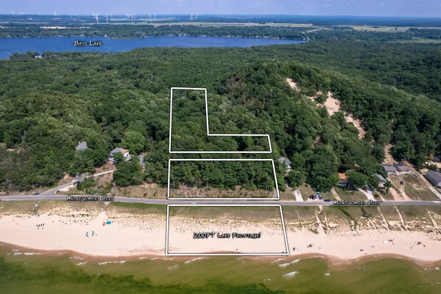 $1,200,000 | 0 Montgomery, Pentwater, MI 49449