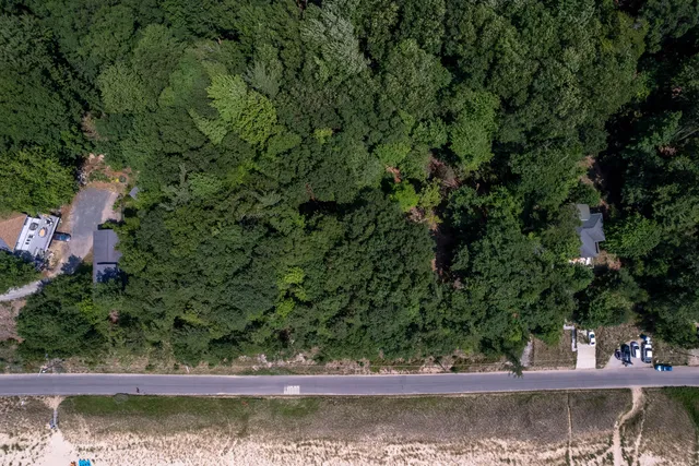 $1,200,000 | 0 Montgomery, Pentwater, MI 49449