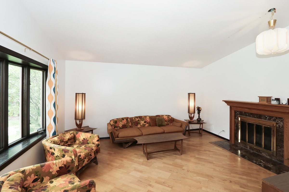218 East Nerge Road Roselle, IL 60172 - Photo 20 of 36