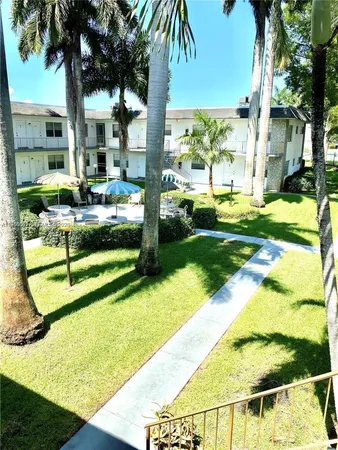 $1,700 | 6211 Southwest 37th Street, Unit 203, Davie, FL 33314