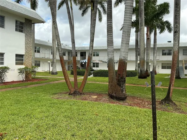 $1,700 | 6211 Southwest 37th Street, Unit 203, Davie, FL 33314