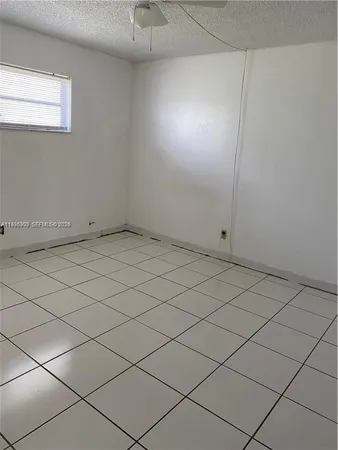 $1,700 | 6211 Southwest 37th Street, Unit 203, Davie, FL 33314