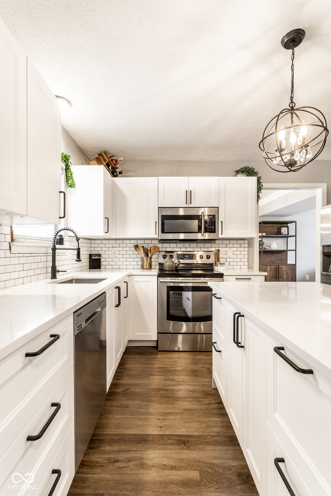 10716 Sherborne Road Fishers, IN 46038 - Photo 11 of 37