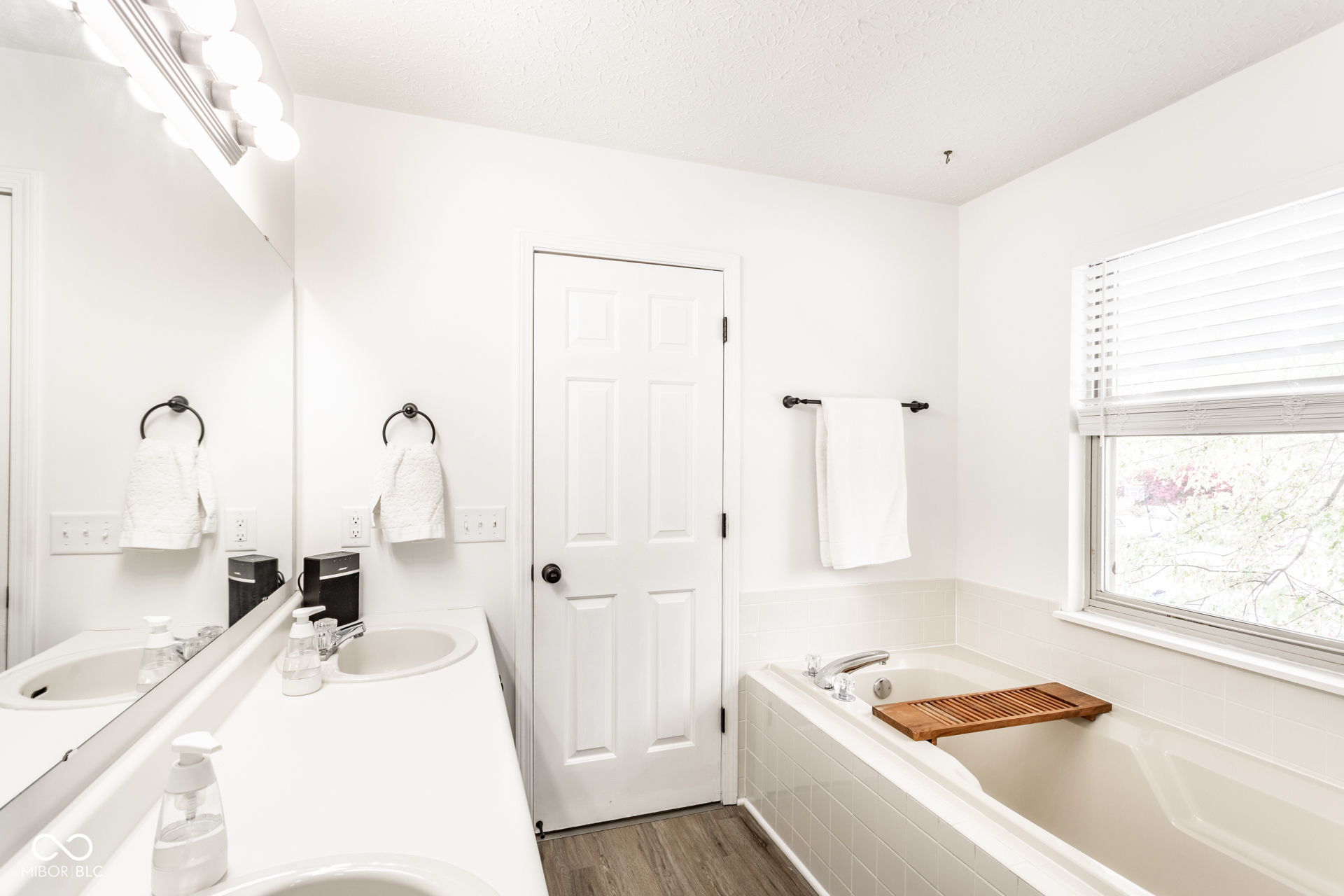 10716 Sherborne Road Fishers, IN 46038 - Photo 21 of 37