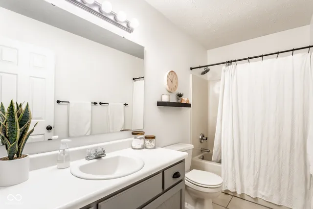 $375,000 | 10716 Sherborne Road, Fishers, IN 46038