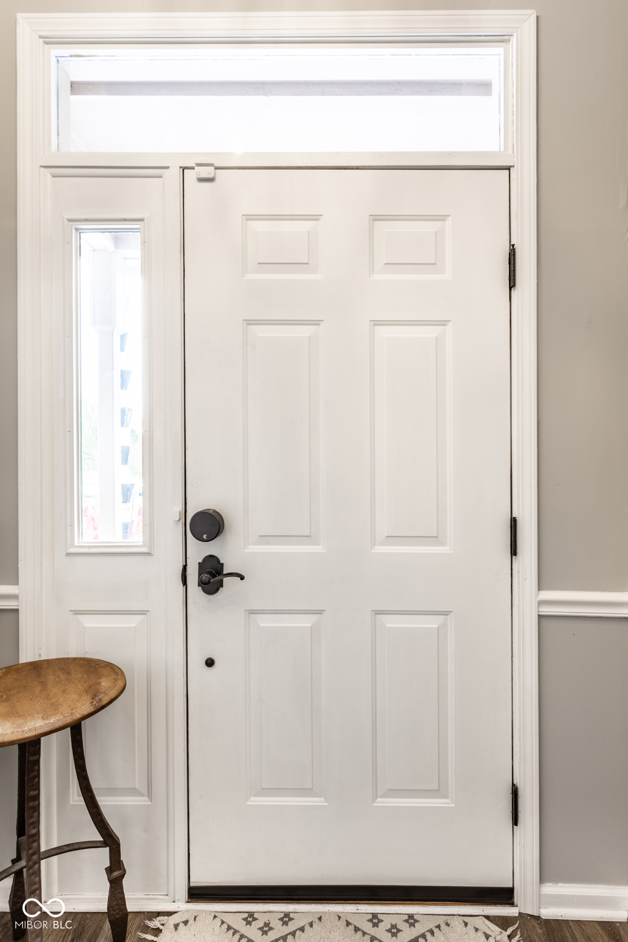 10716 Sherborne Road Fishers, IN 46038 - Photo 4 of 37