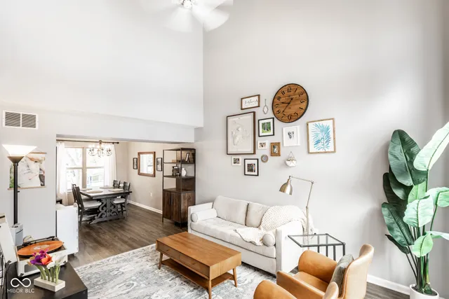 $375,000 | 10716 Sherborne Road, Fishers, IN 46038