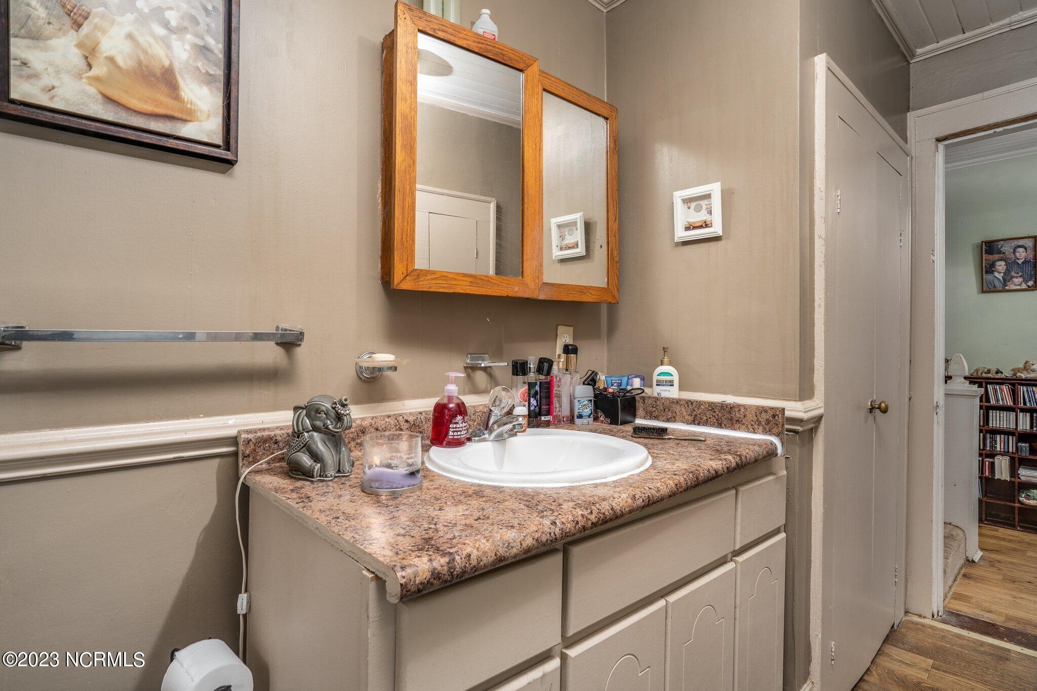 1724 Old Us 64 Hwy Spring Spring Hope, NC 27882 - Photo 14 of 24 015-1724old64-SpringHope-NC-12345-SMALL