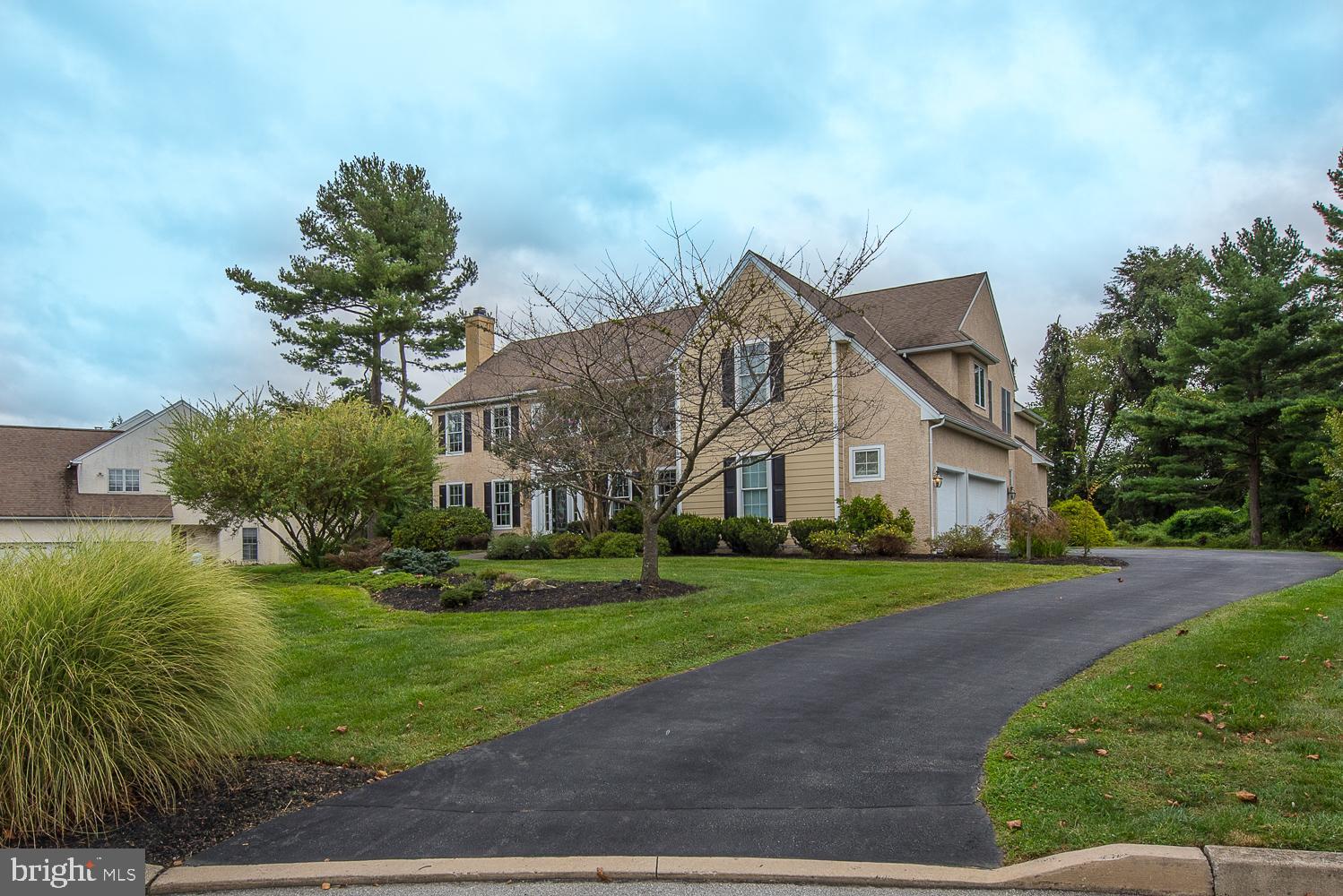 8 Devonshire Lane Malvern, PA 19355 - Photo 2 of 48 Gallery Image 2