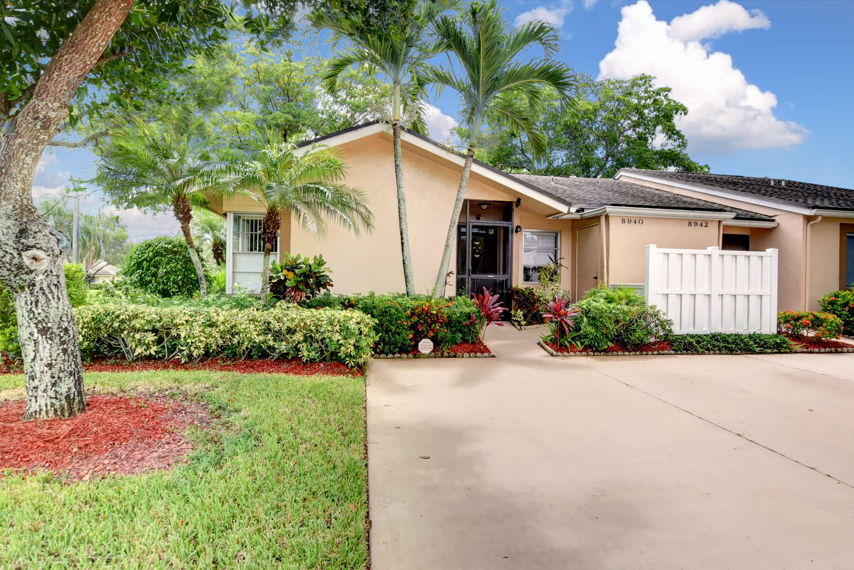 8940 Meadowlark Way, Unit A Boca Raton, FL 33496 - Photo 14 of 53 Charming Corner Villa