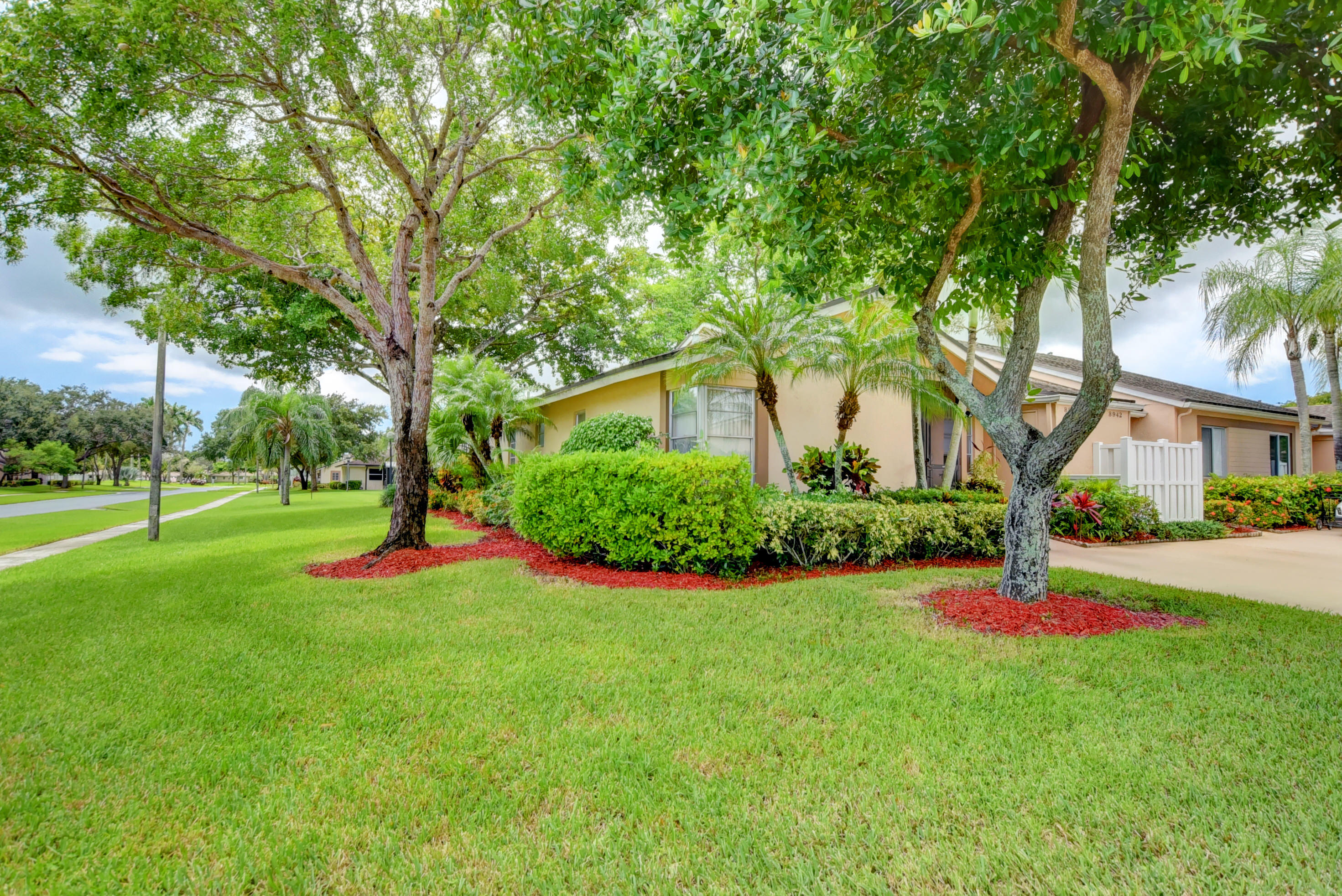 8940 Meadowlark Way, Unit A Boca Raton, FL 33496 - Photo 16 of 53 Privacy Abounds