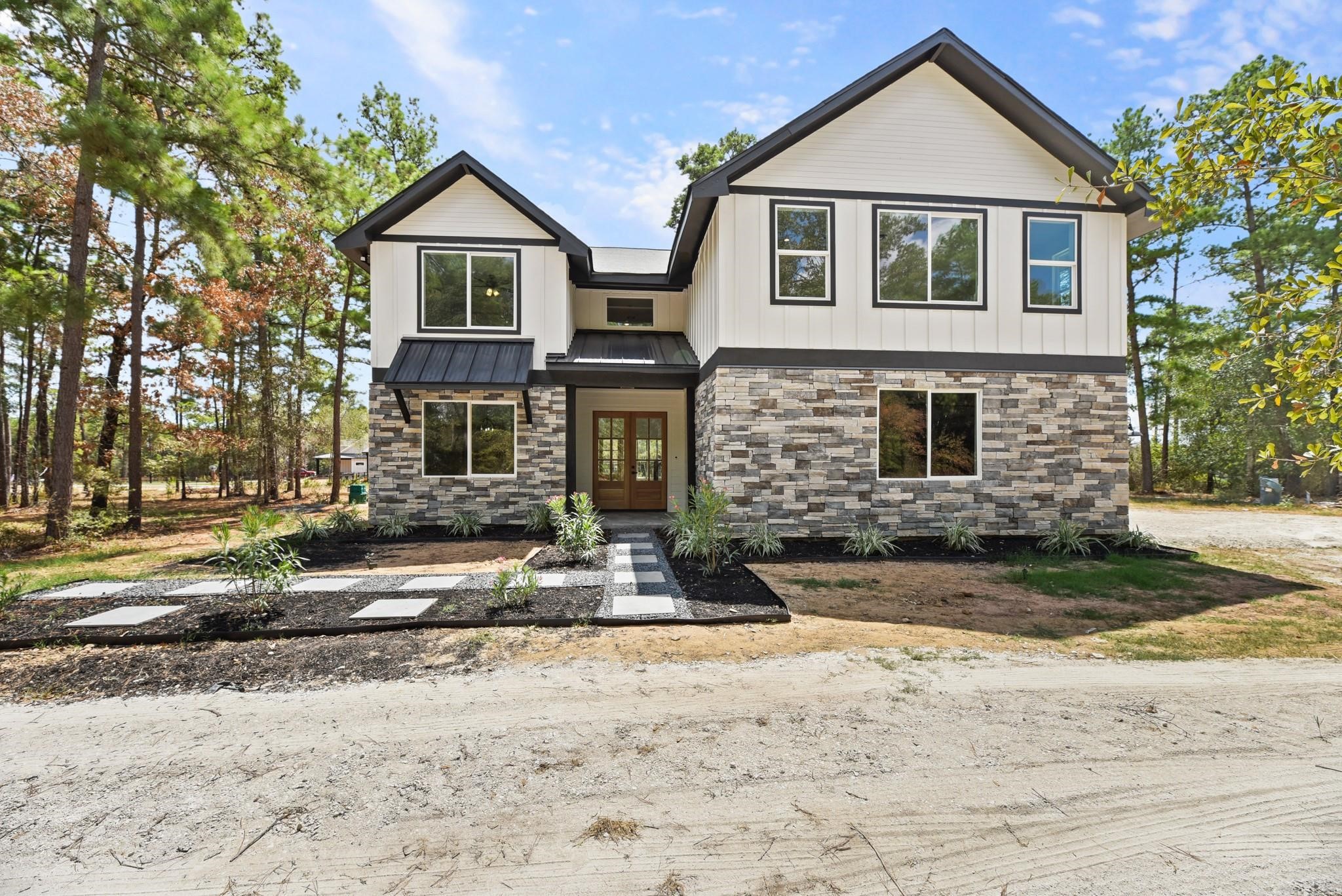 17068 Lively Road Waller, TX 77484 - Photo 1 of 29 Gallery Image 1