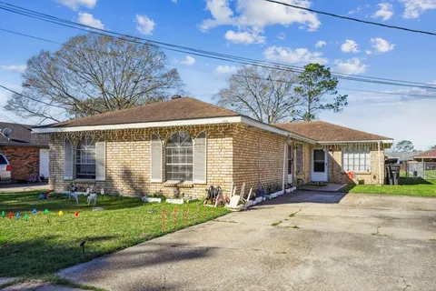 $250,000 | 114 Lartigue Street, Belle Chasse, LA 70037