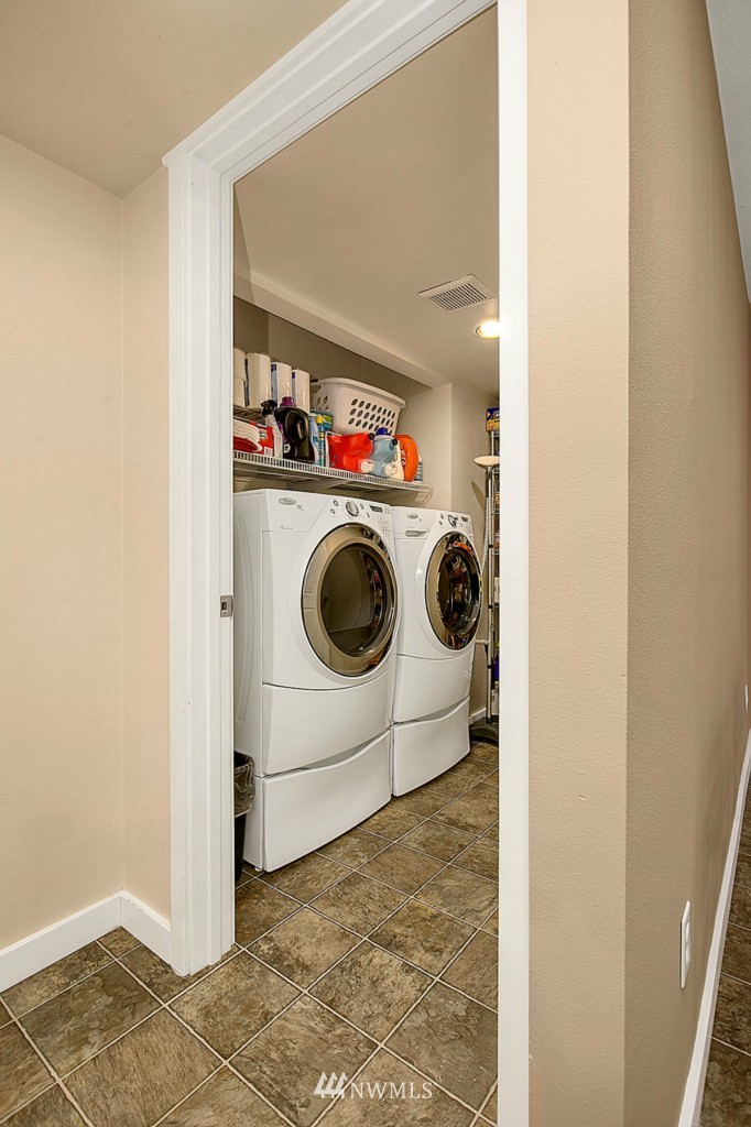 16805 126th Place Southeast Renton, WA 98058 - Photo 21 of 24 Gallery Image 21