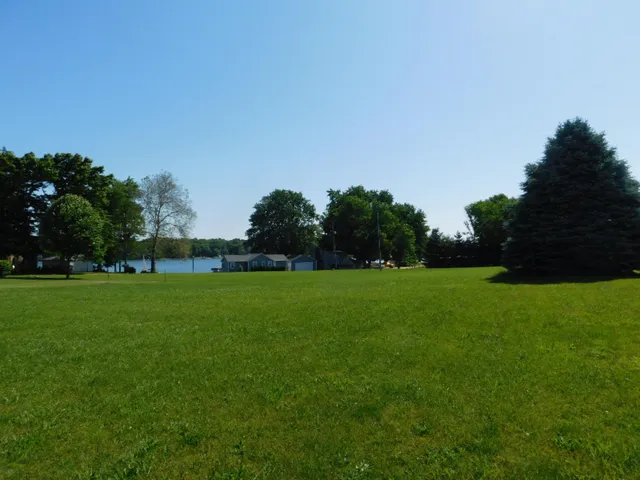 $75,000 | 48901 South Street, Lawrence, MI 49064