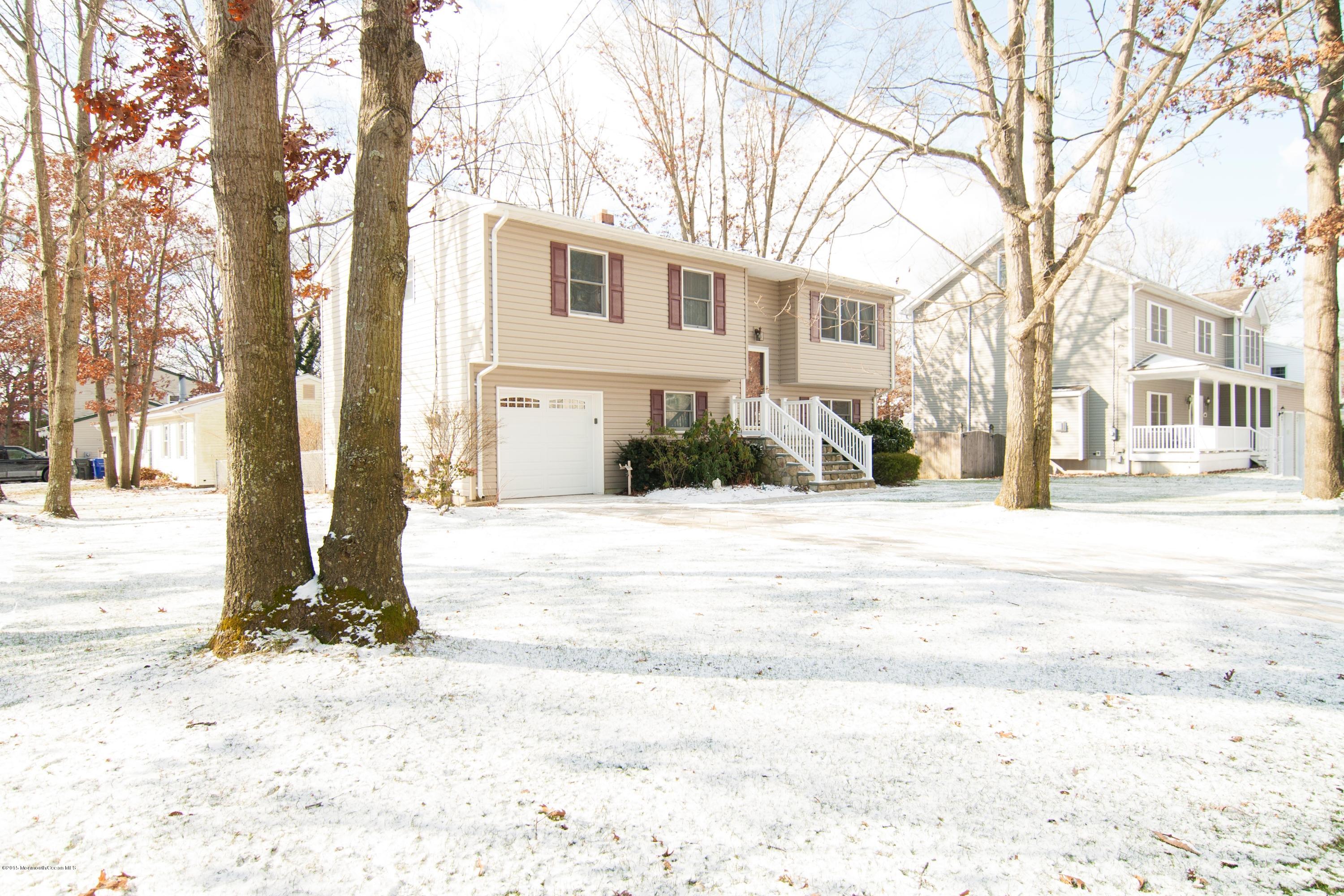 1409 Green Grove Road Brick, NJ 08724 - Photo 16 of 20 IMG_2963 HOUSE FROM SIDE ANGLE
