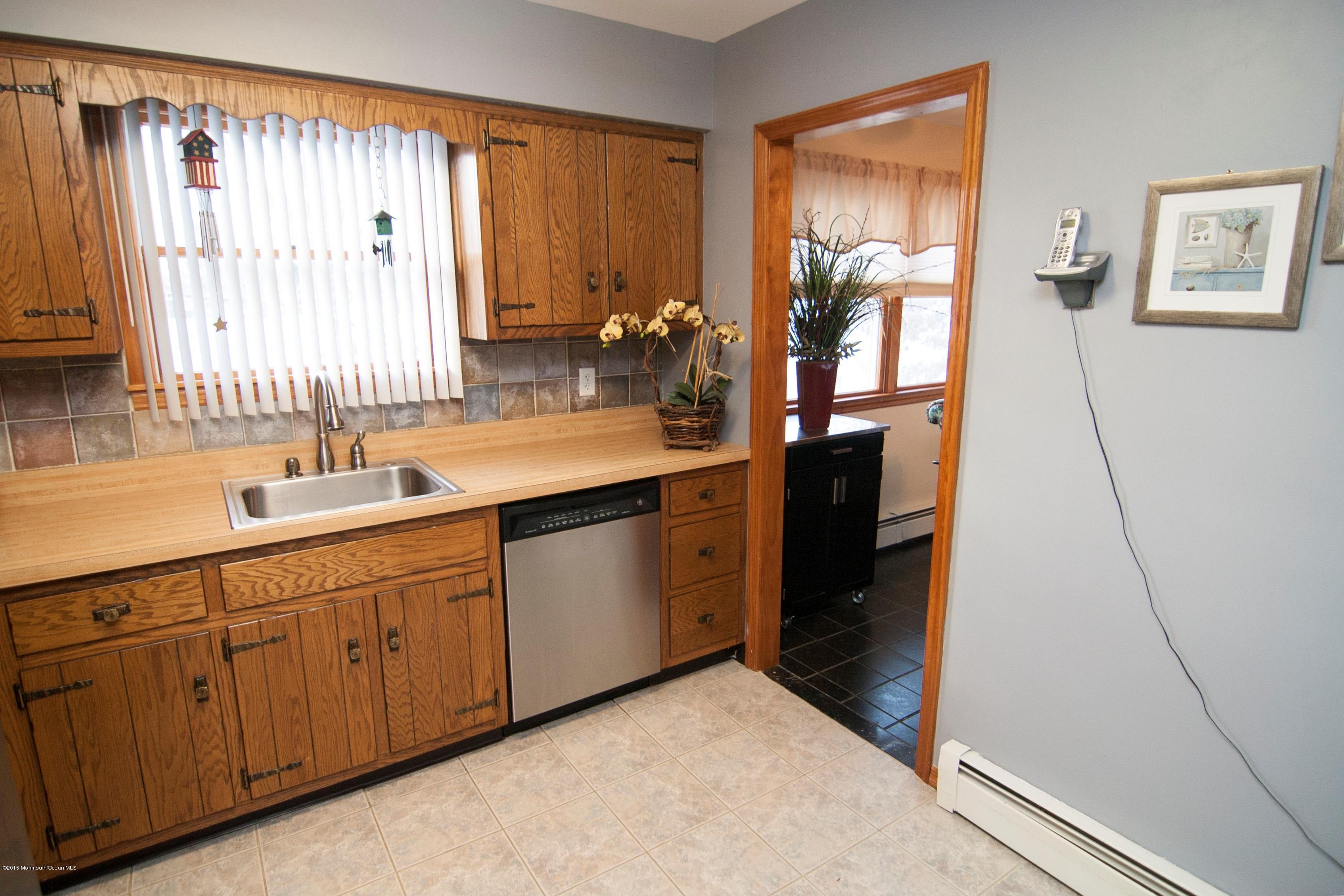 1409 Green Grove Road Brick, NJ 08724 - Photo 6 of 20 IMG_2929 KITCHEN