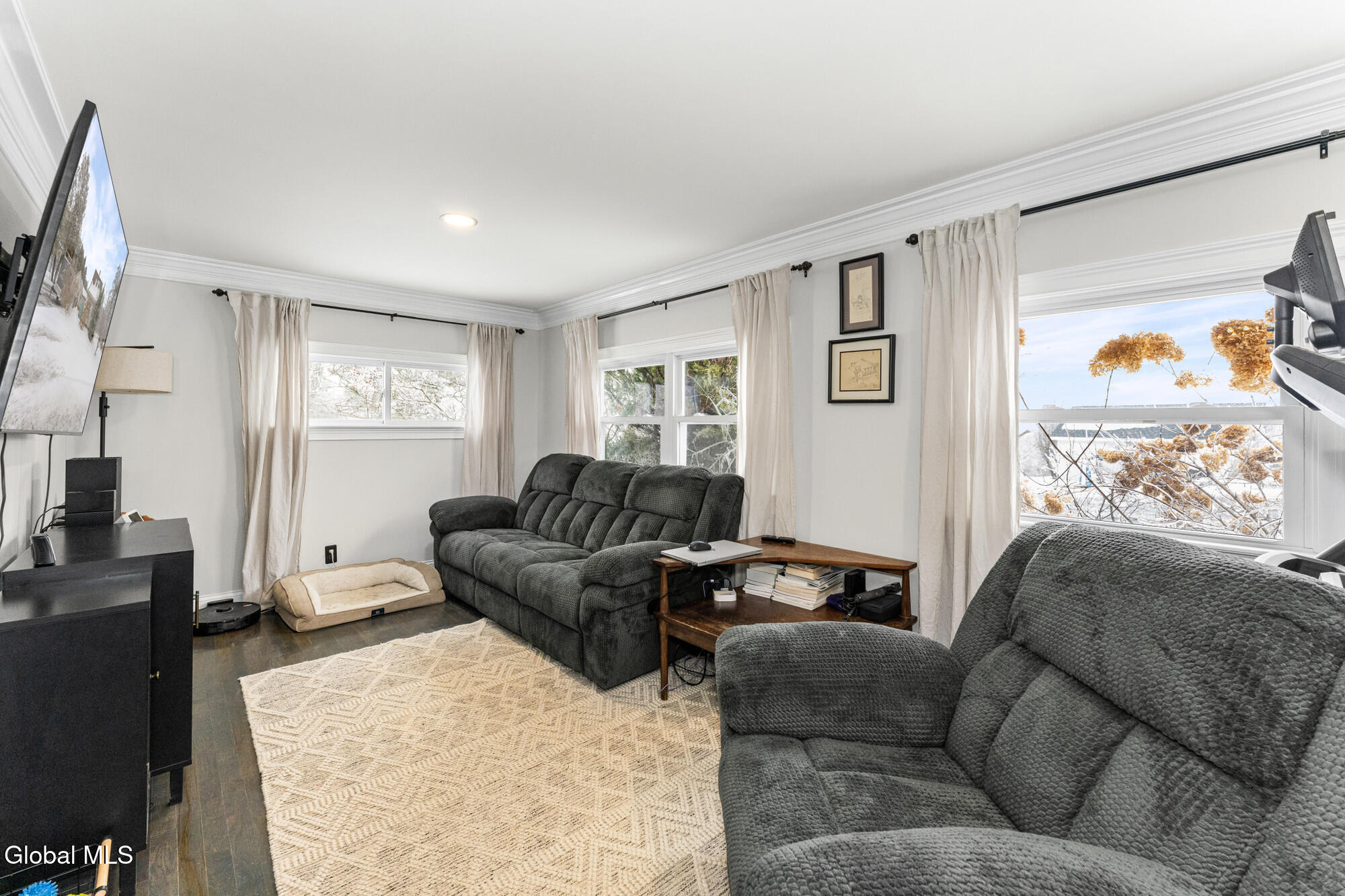 177 Cole Road Duanesburg, NY 12053 - Photo 29 of 72 5 Livingroom 2