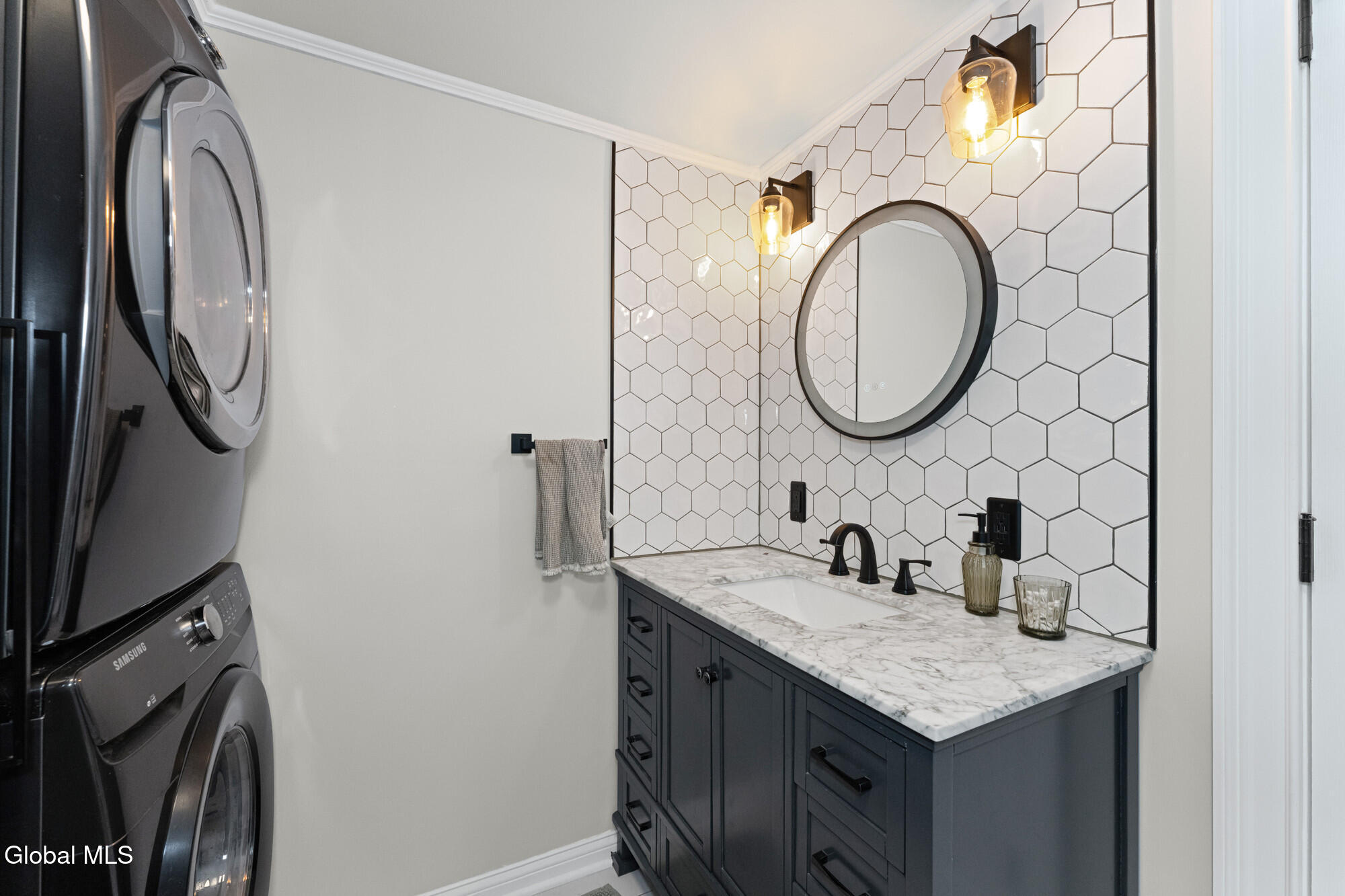 177 Cole Road Duanesburg, NY 12053 - Photo 31 of 72 7 Bathroom 1
