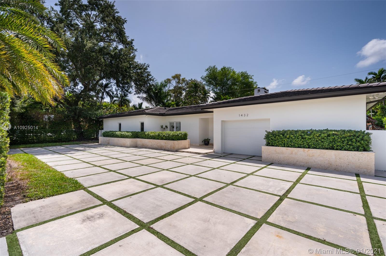 1432 Blue Road Coral Gables, FL 33146 - Photo 1 of 29 Gallery Image 1