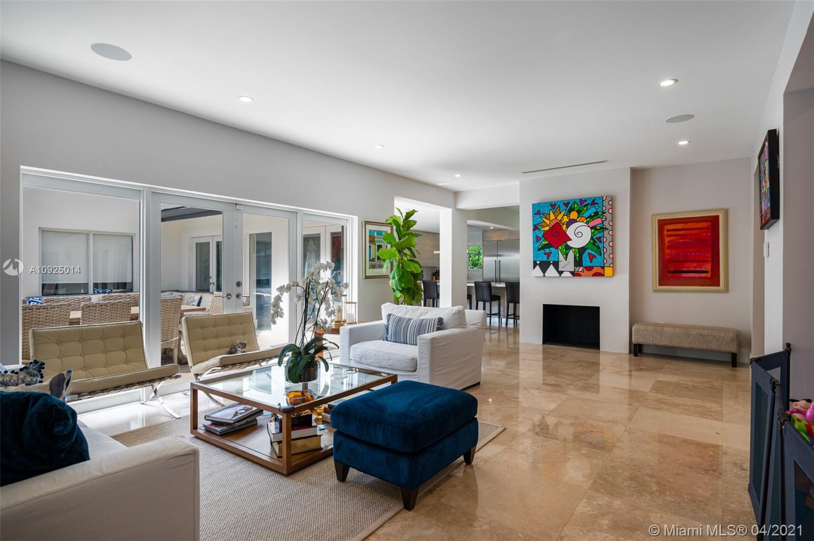 1432 Blue Road Coral Gables, FL 33146 - Photo 17 of 29 Gallery Image 17