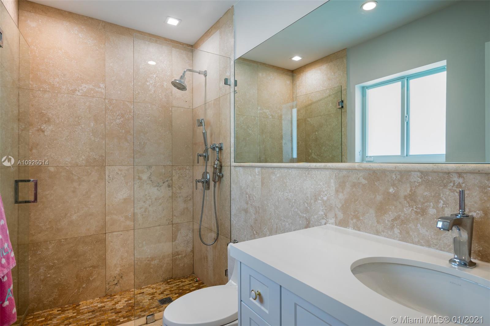 1432 Blue Road Coral Gables, FL 33146 - Photo 18 of 29 Gallery Image 18