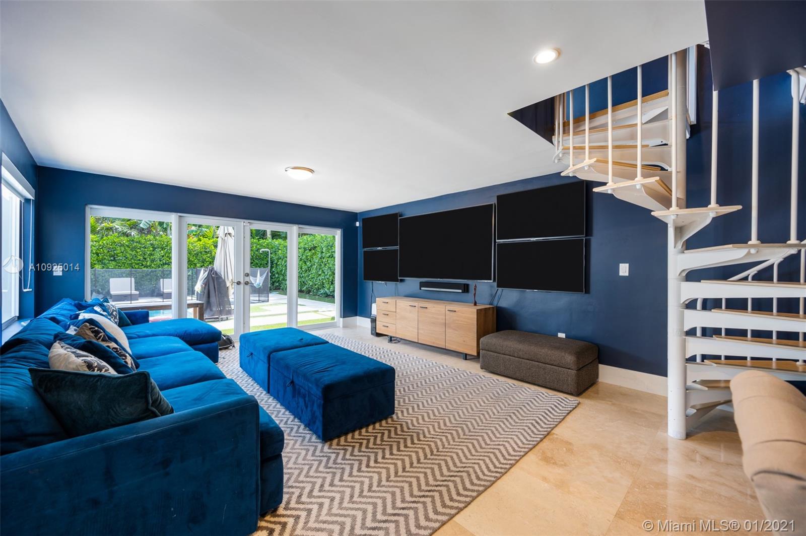 1432 Blue Road Coral Gables, FL 33146 - Photo 19 of 29 Gallery Image 19