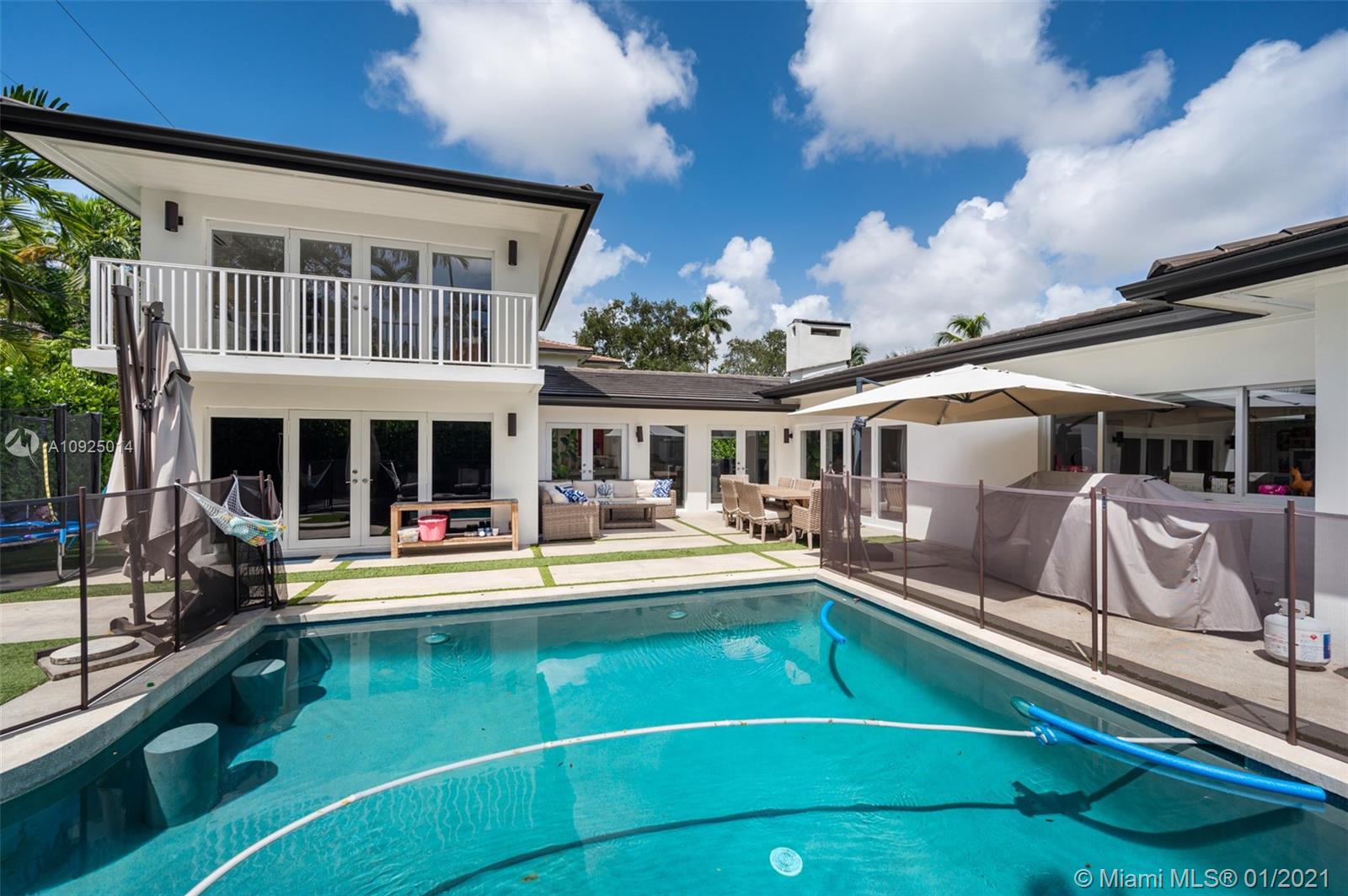 1432 Blue Road Coral Gables, FL 33146 - Photo 26 of 29 Gallery Image 26