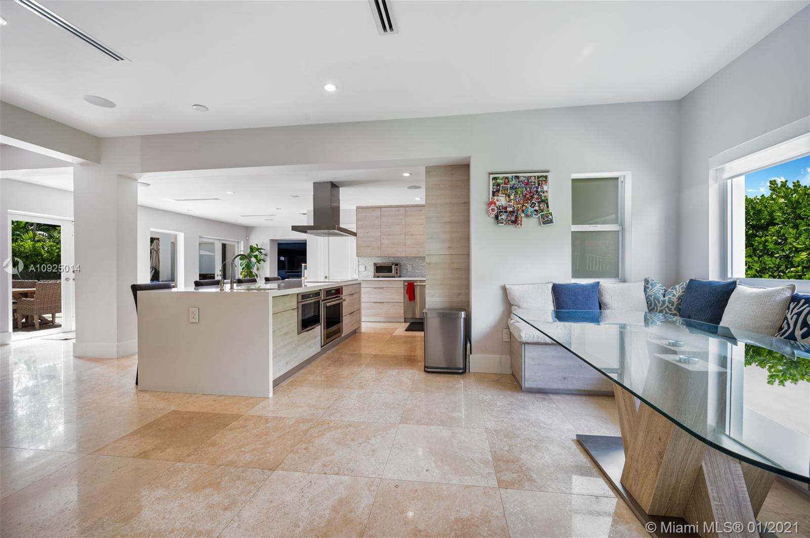 1432 Blue Road Coral Gables, FL 33146 - Photo 8 of 29 Gallery Image 8
