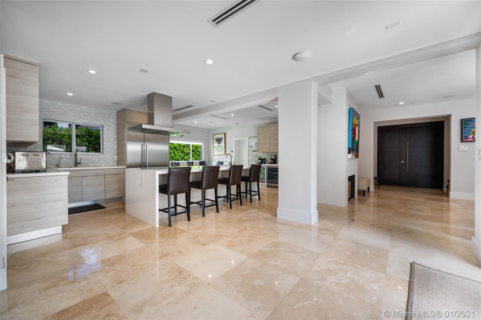 1432 Blue Road Coral Gables, FL 33146 - Photo 9 of 29 Gallery Image 9