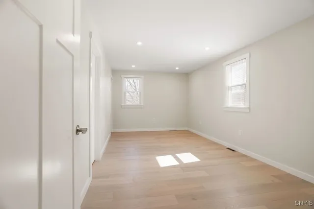 $2,500 | 48 North Street, Camillus, NY 13031