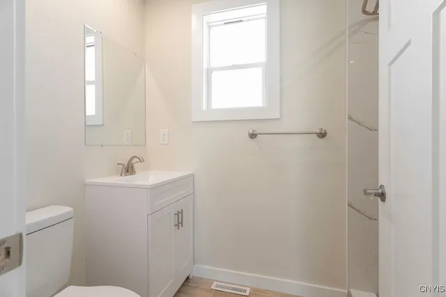 $2,500 | 48 North Street, Camillus, NY 13031