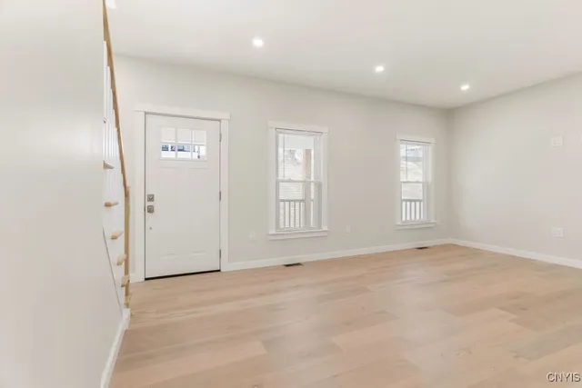 $2,500 | 48 North Street, Camillus, NY 13031