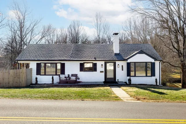 $299,900 | 909 Lake Drive, Bedford, VA 24523