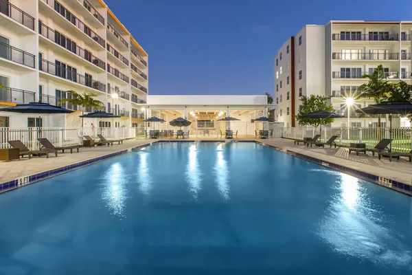 $2,535 | 25885 South Dixie Highway, Homestead, FL 33032