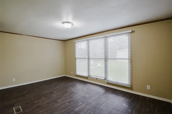 $1,500 | 132 Birchwood Drive, Huffman, TX 77336