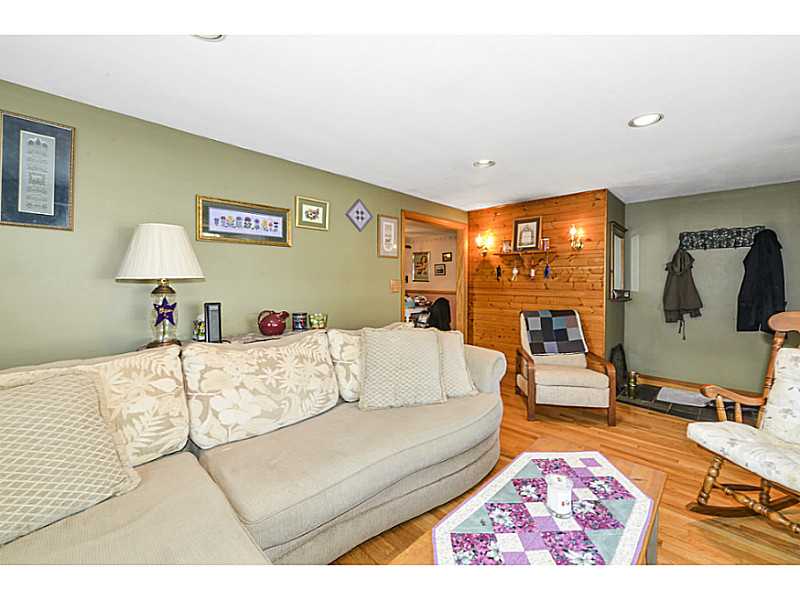79 Haswill Street Warwick, RI 02889 - Photo 6 of 25 Living Room.