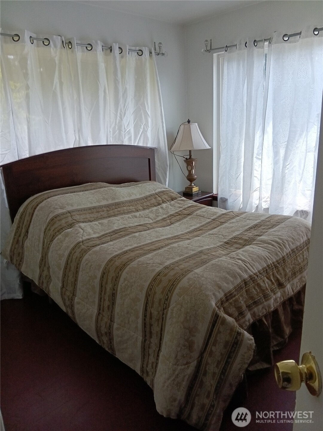 522 Northeast 127th Street Seattle, WA 98125 - Photo 20 of 28