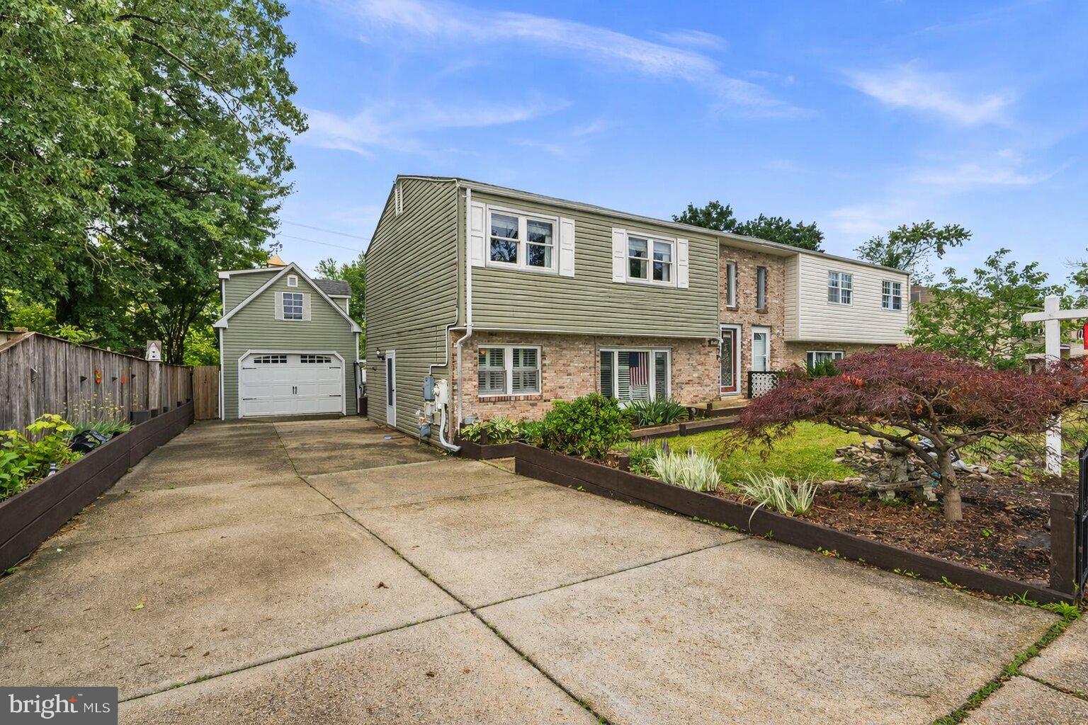 1071 Kings Road Pasadena, MD 21122 - Photo 1 of 27 Gallery Image 1