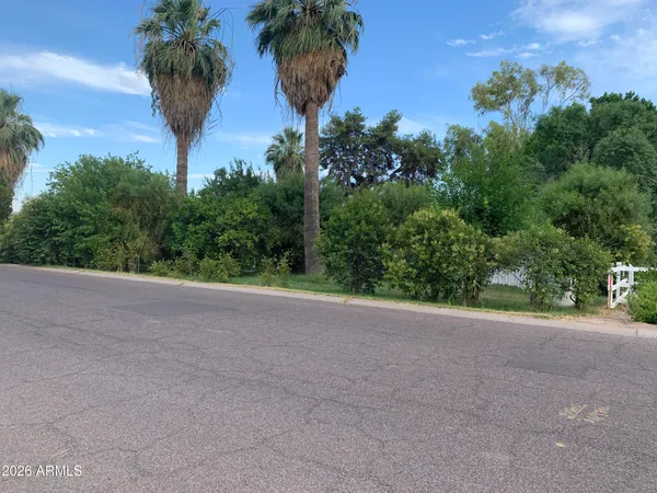 $1,400,000 | 323 East Rose Lane, Phoenix, AZ 85012