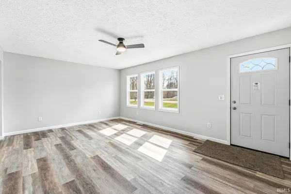 $184,000 | 1103 East Lake Street, Knox, IN 46534