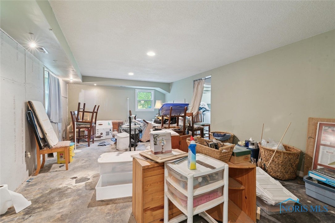 7948 Holstein Road Toledo, OH 43617 - Photo 33 of 39 Gallery Image 33