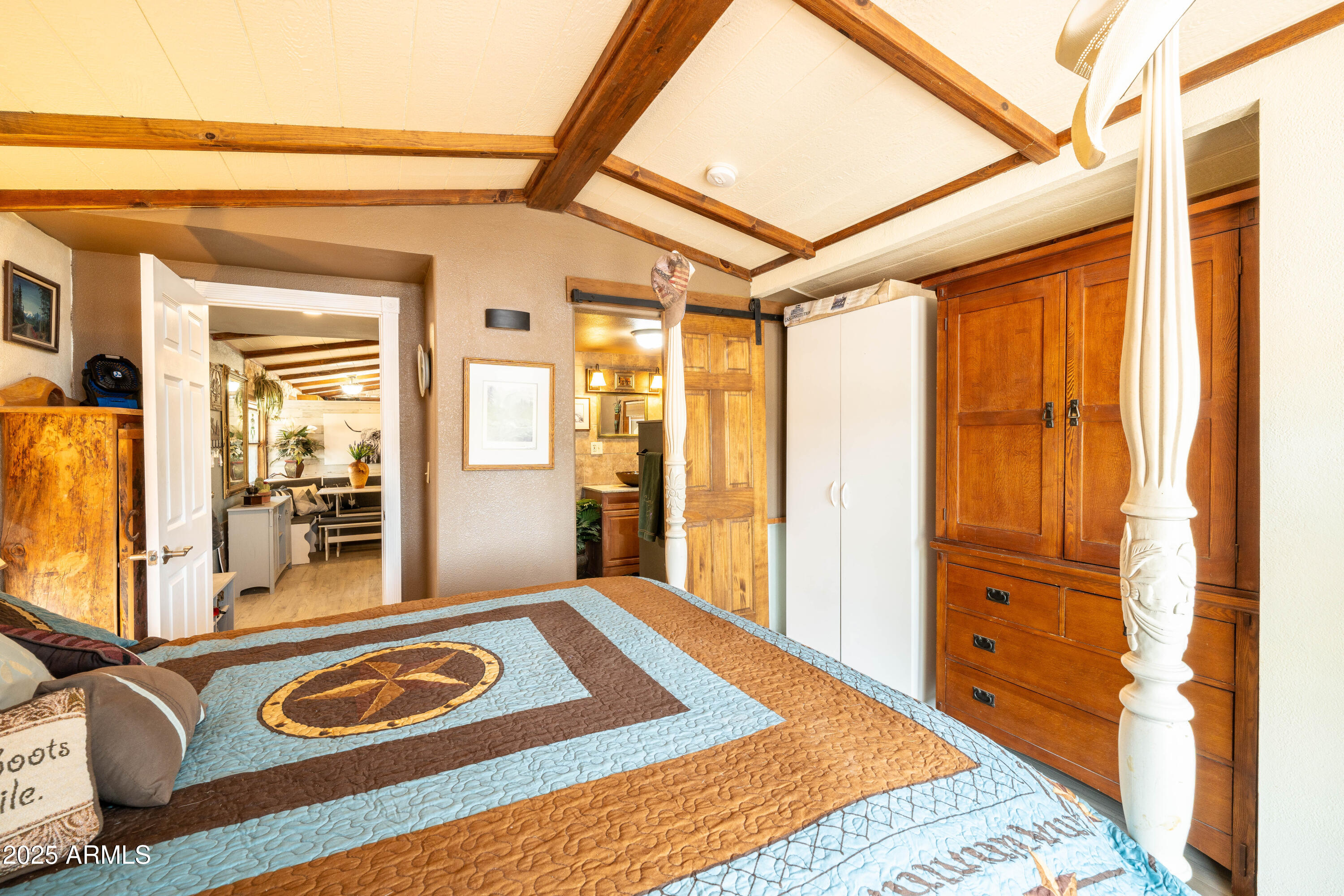 42897 North Pickett Corral Road Seligman, AZ 86337 - Photo 27 of 42 _A746721