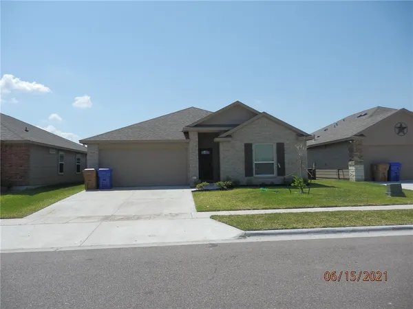 $1,900 | 7505 Loyd Neal Drive, Corpus Christi, TX 78414