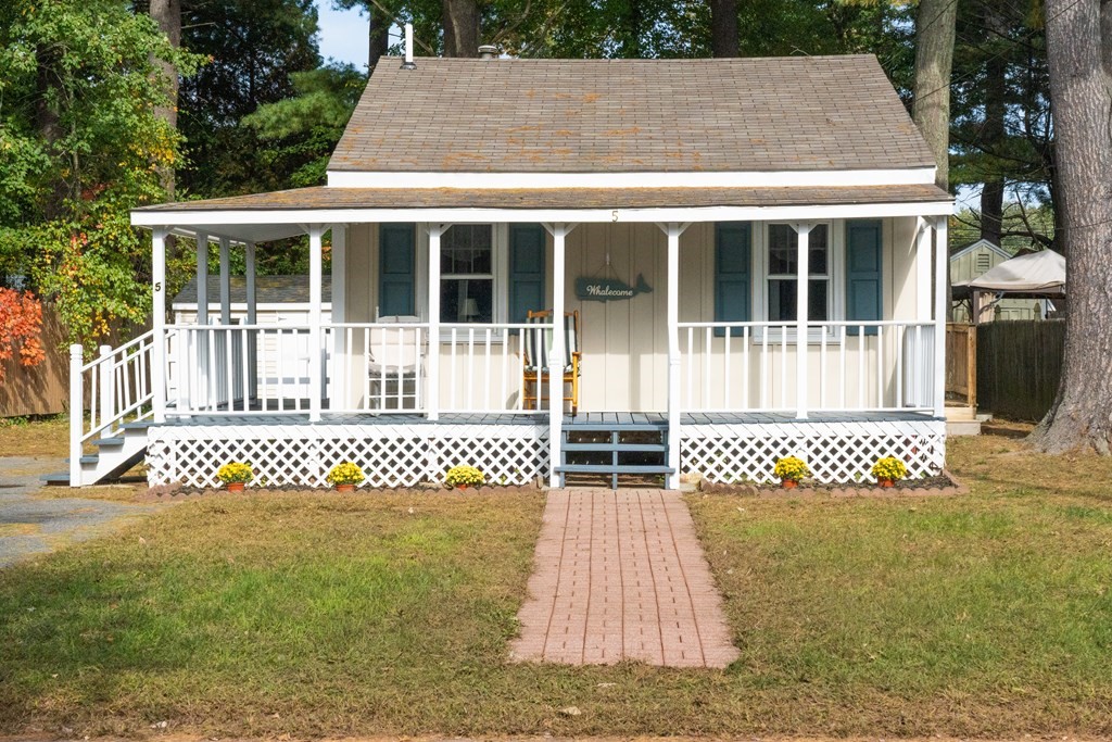 5 Hawthorne Road Norton, MA 02766 - Photo 1 of 13 Gallery Image 1
