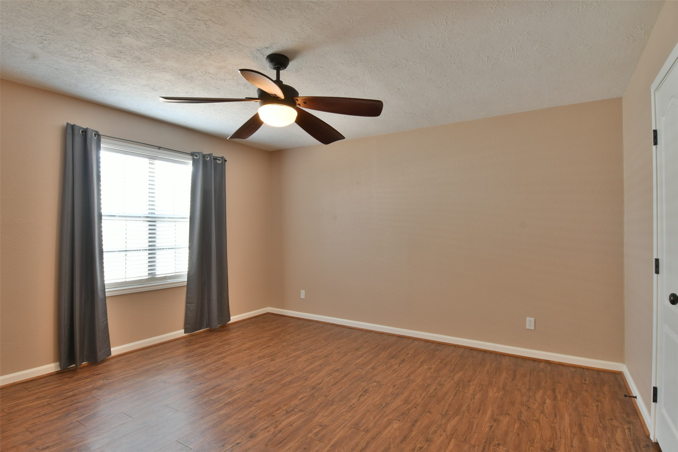 809 Pecan Street Brenham, TX 77833 - Photo 22 of 28