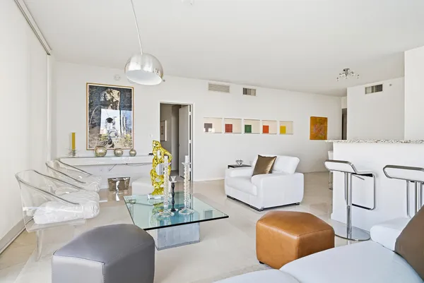 $8,000 | 550 Okeechobee Boulevard, Unit 602, West Palm Beach, FL 33401